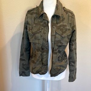 American Eagle Camo Jacket, XS, EUC